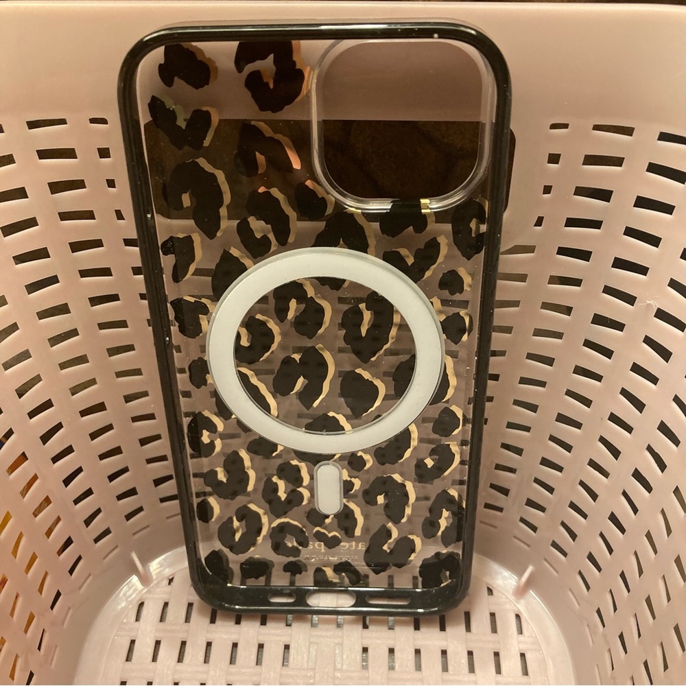 Kate Spade - Picture 2 of 2